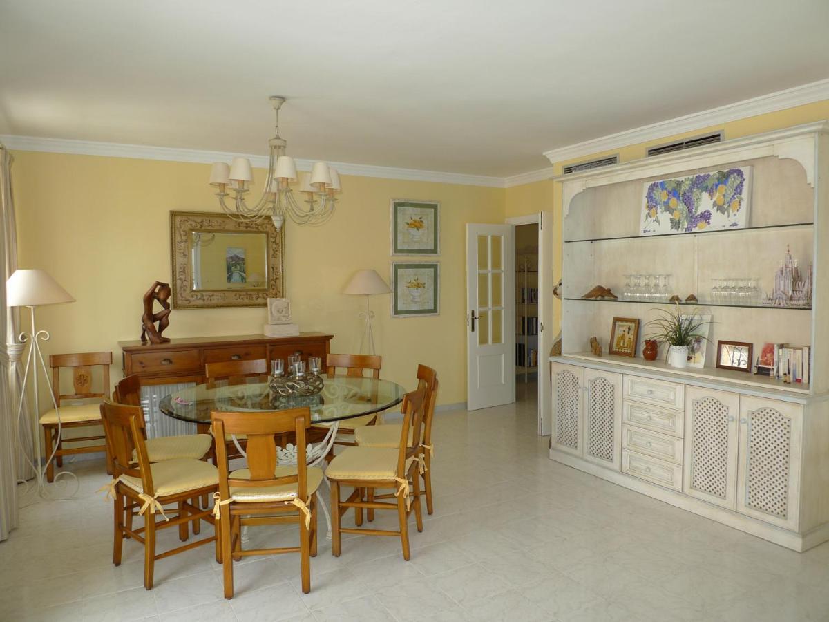 Torrox Costa Beachfront Apartment المظهر الخارجي الصورة
