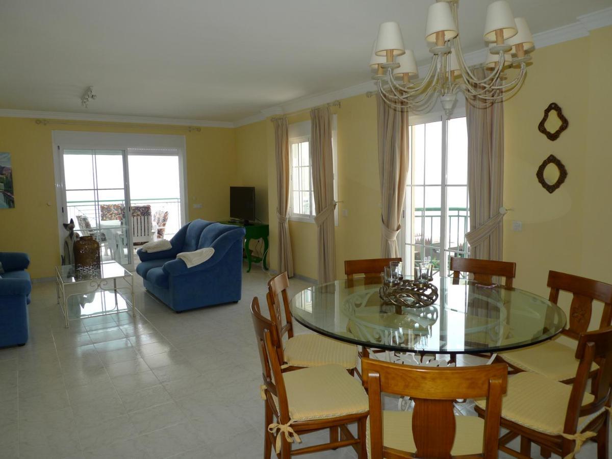 Torrox Costa Beachfront Apartment المظهر الخارجي الصورة