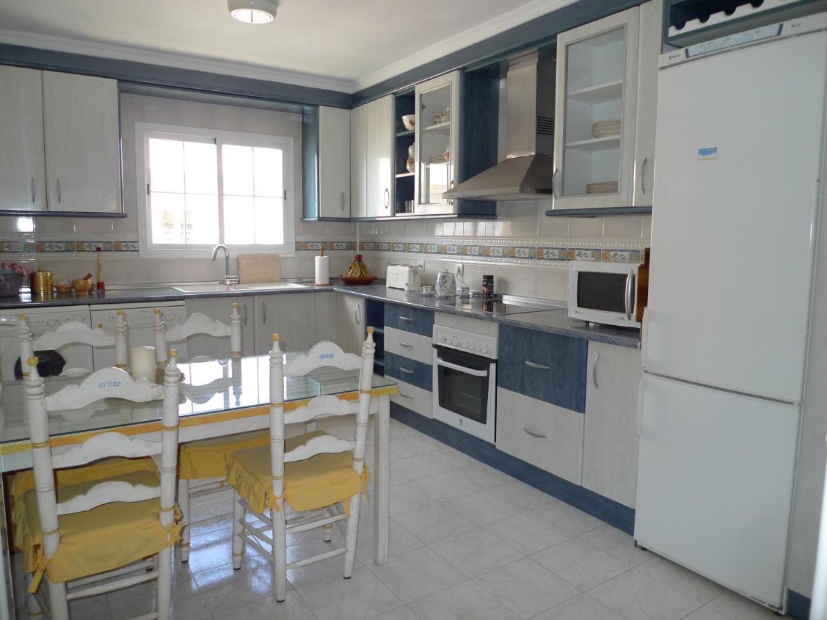 Torrox Costa Beachfront Apartment المظهر الخارجي الصورة