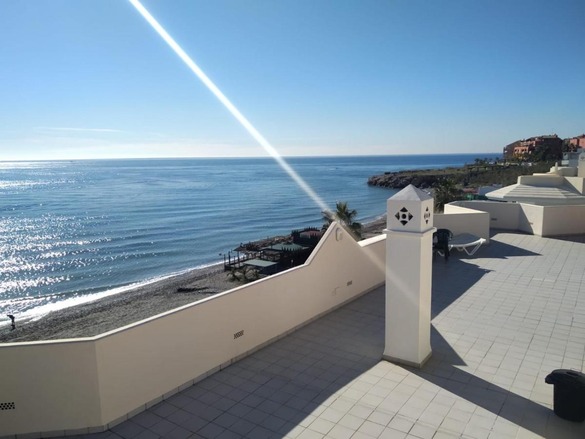 Torrox Costa Beachfront Apartment المظهر الخارجي الصورة