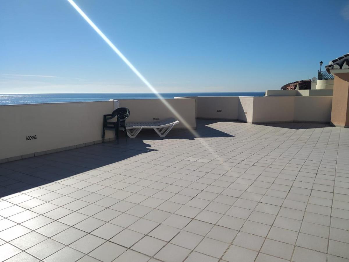 Torrox Costa Beachfront Apartment المظهر الخارجي الصورة