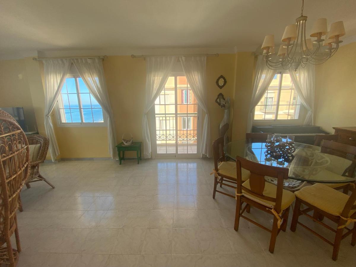Torrox Costa Beachfront Apartment المظهر الخارجي الصورة