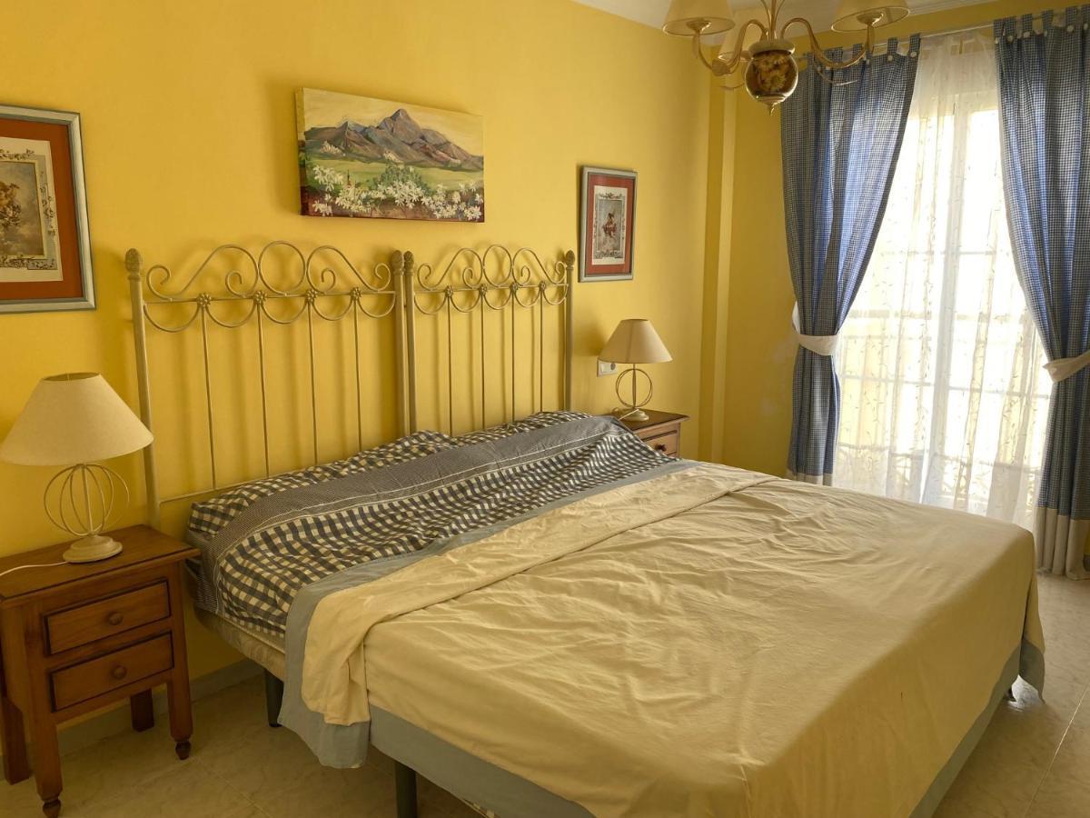 Torrox Costa Beachfront Apartment المظهر الخارجي الصورة