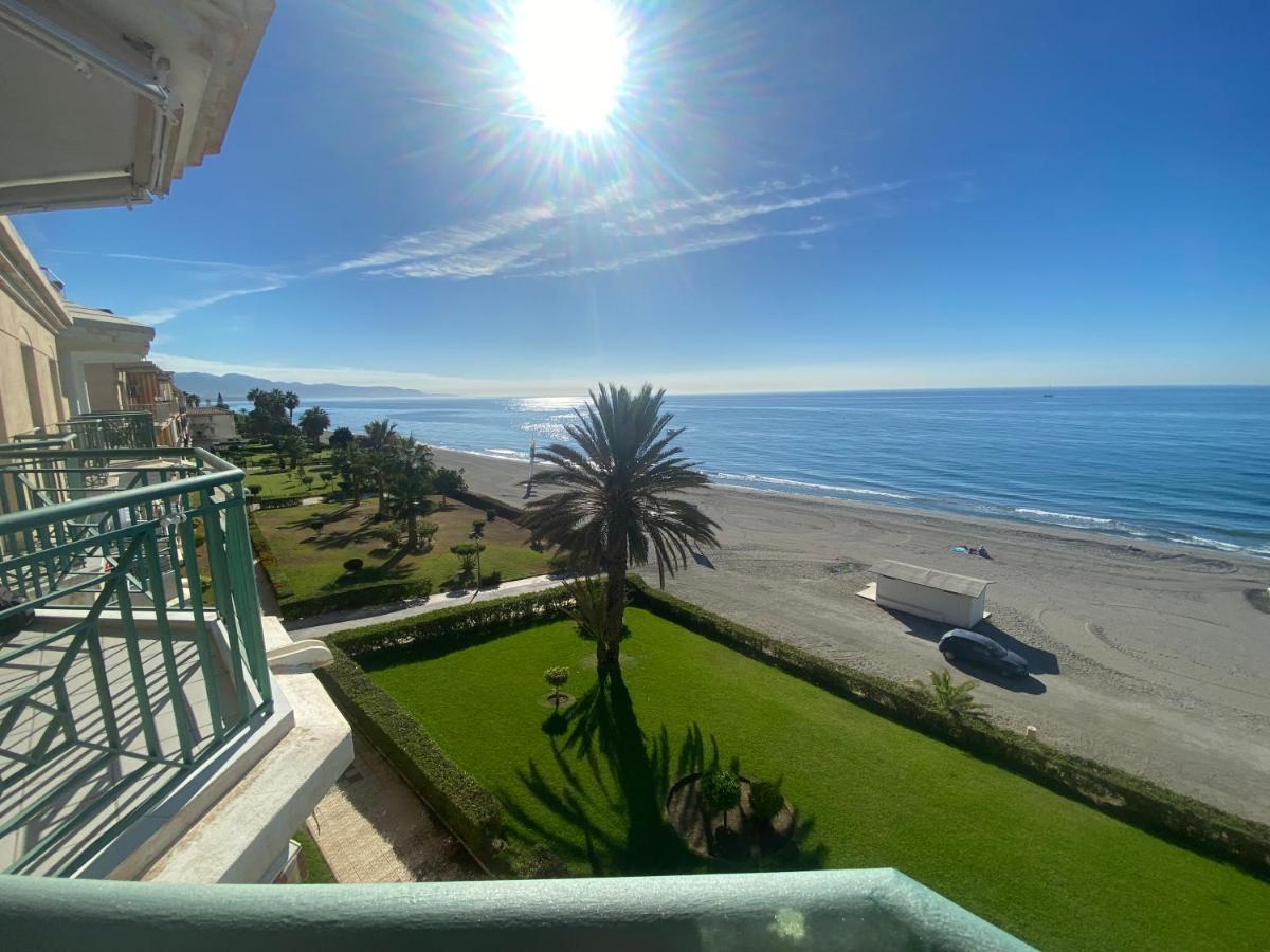Torrox Costa Beachfront Apartment المظهر الخارجي الصورة